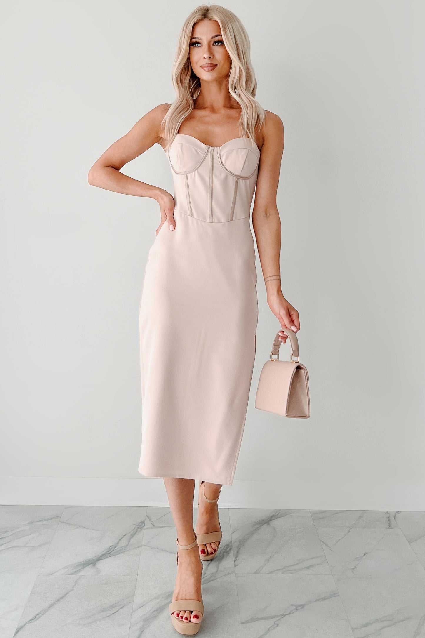 Truly Amazing Sweetheart Midi Dress (Pale Rose)